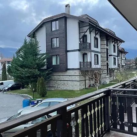 Apartment 3 Mountains &